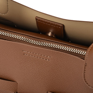 KENLEY EAST-WEST BAG | Tan Saffiano
